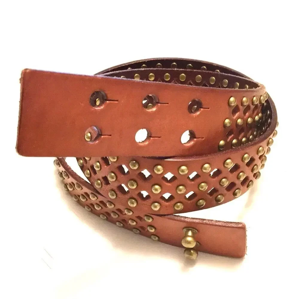 Boho leather belt no buckle closure system cognac